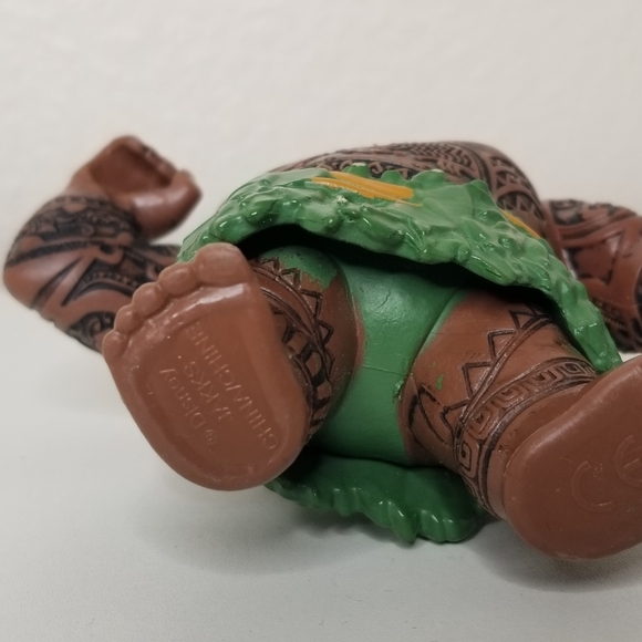 Jakks Disneys Moanas Maui 4” Action Figure No Hook - Picture 3 of 5